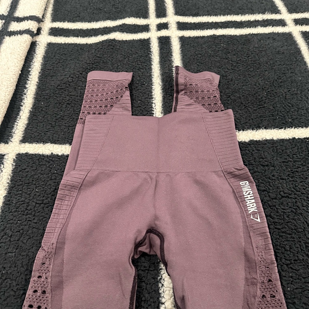 Gymshark Woman’s Purple Leggings